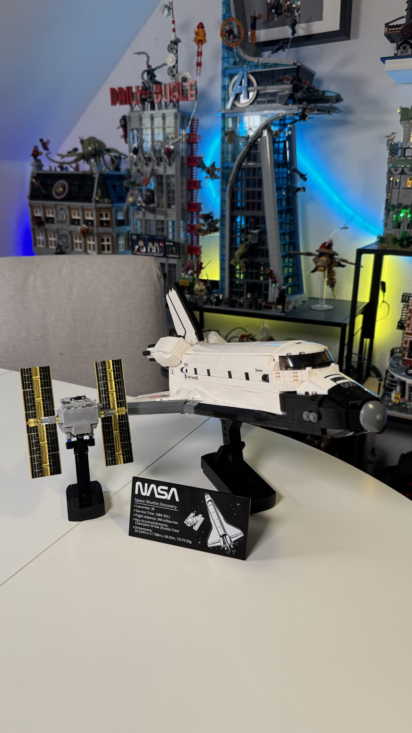 CADA NASA Space Shuttle Discovery CADA NASA Space Shuttle Discovery