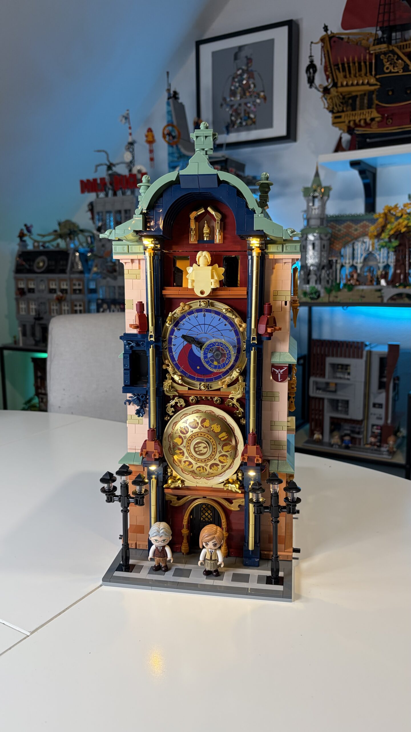 Pantasy Astronomical Clock Tower Review – Motor, Licht und 2441 Teile im Test Pantasy Astronomical Clock Tower Review – Motor, Licht und 2441 Teile im Test