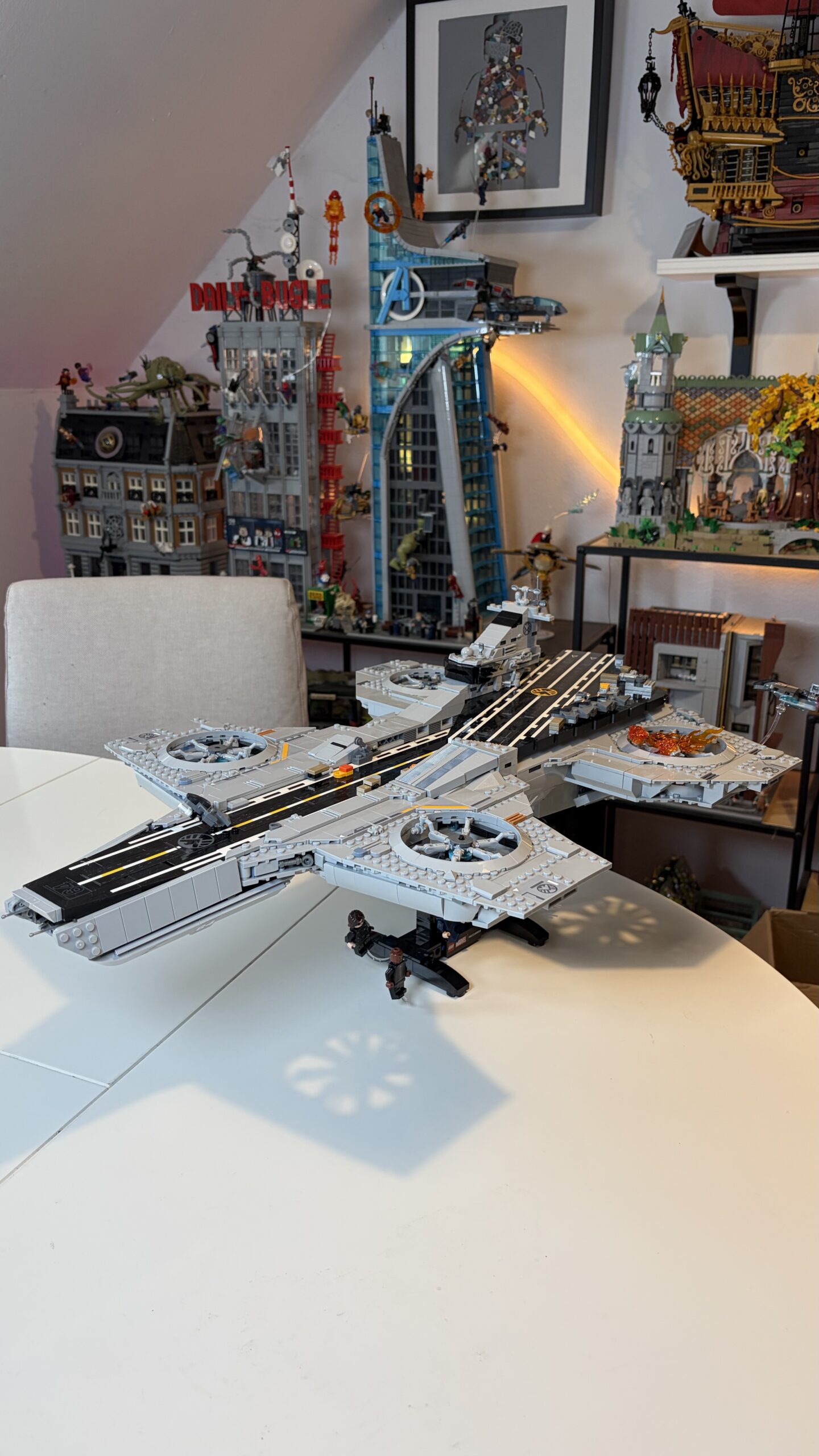 LEGO Marvel S.H.I.E.L.D. Helicarrier (76354) Review – Lohnt sich das Displayset? LEGO Marvel S.H.I.E.L.D. Helicarrier (76354) Review – Lohnt sich das Displayset?