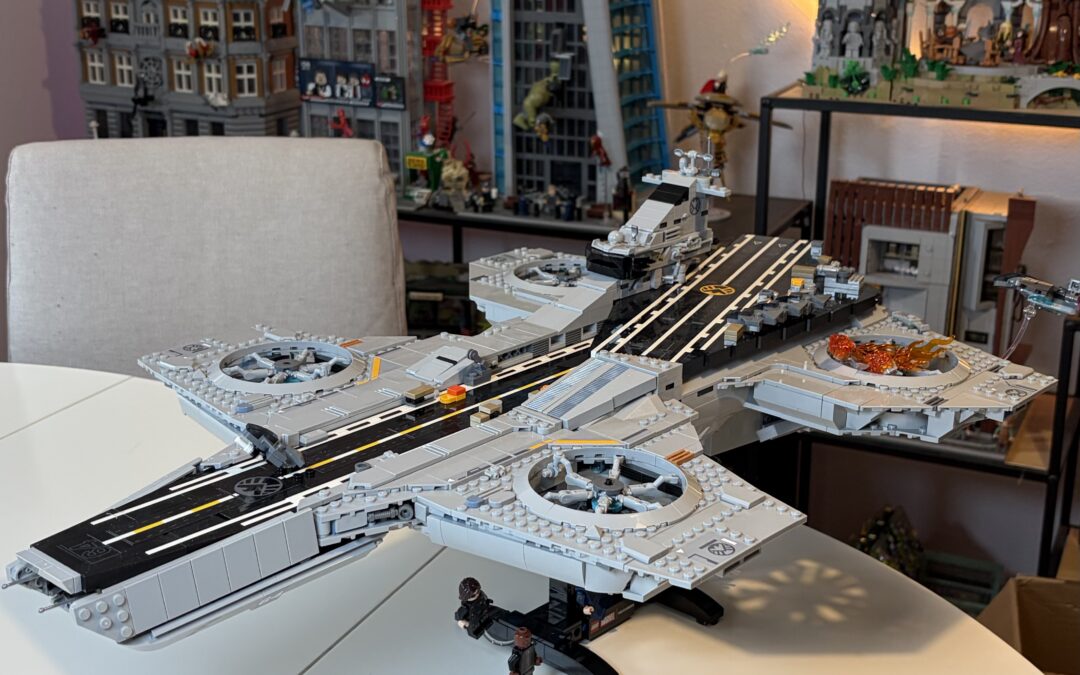 LEGO© 76354 Marvel S.H.I.E.L.D Helicarrier